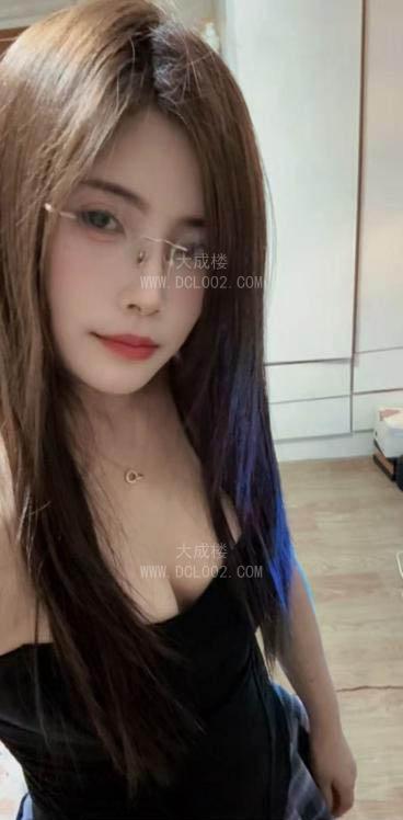南京秦淮子希