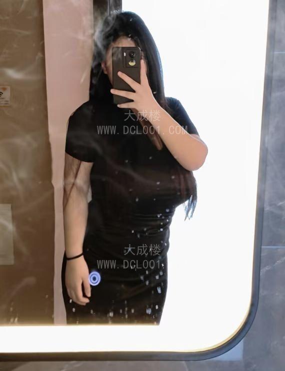 童颜巨乳bbw