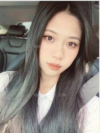 黄埔嫩妹果果