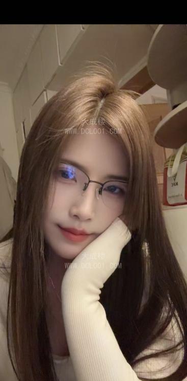 南京秦淮子希