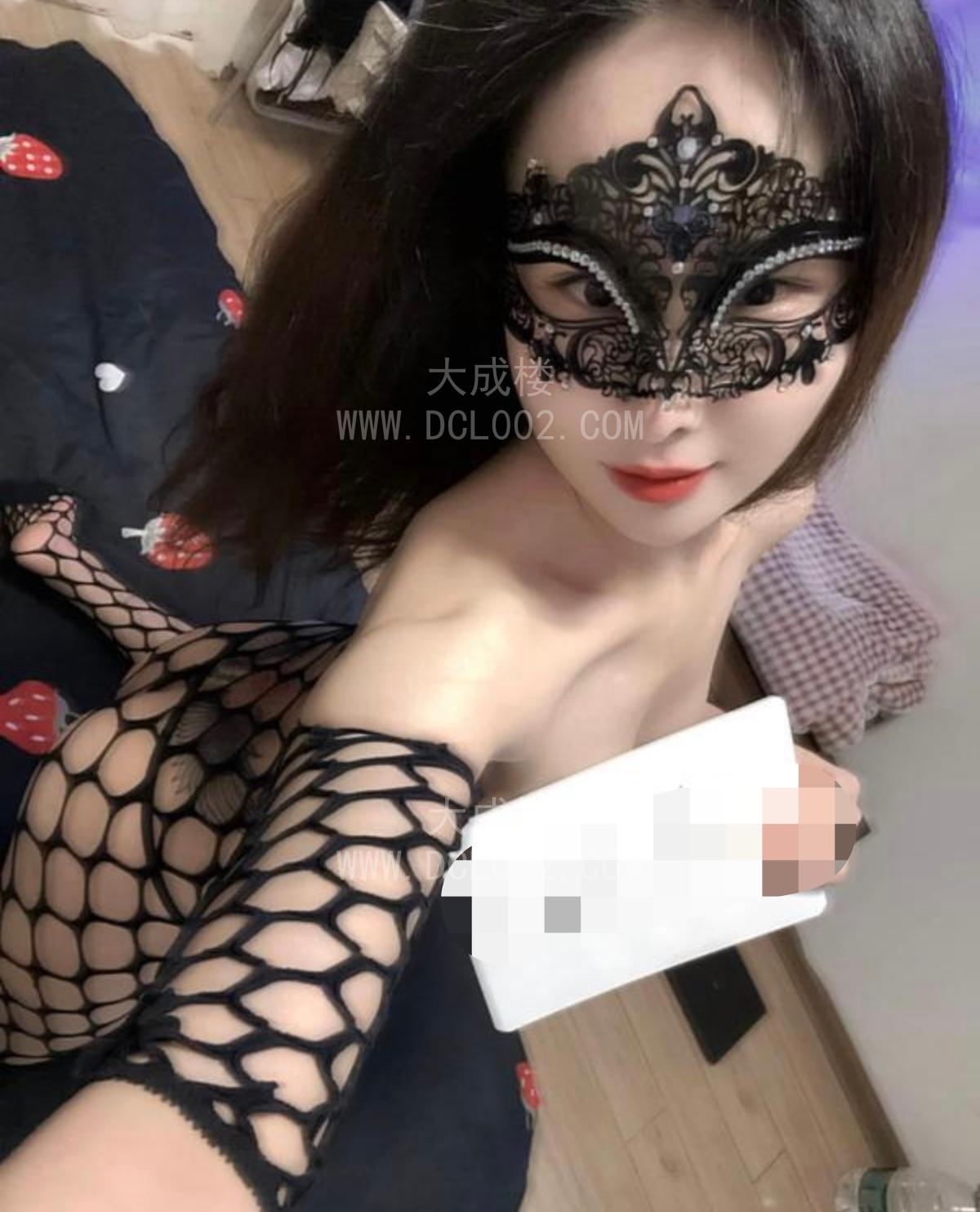 南京黑丝肥臀