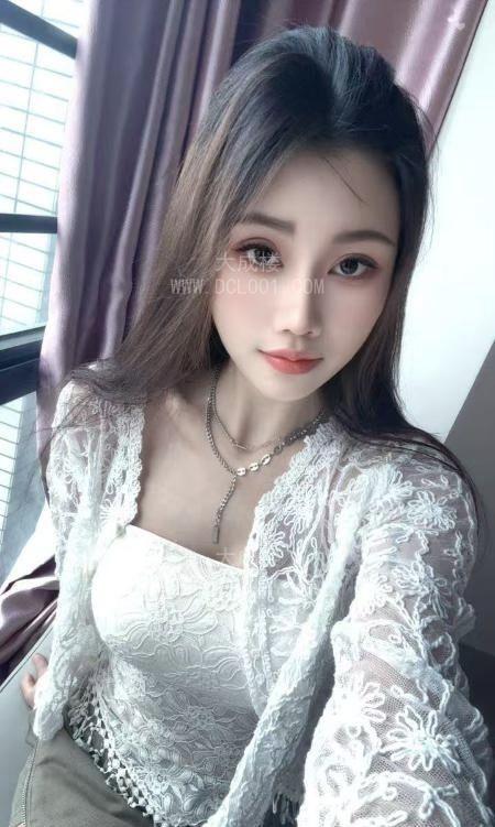 长腿大胸小鱼